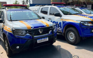 Homem foragido da Justiça furta moto, sofre acidente e acaba preso por furto e embriaguez; mandado era por homicídio