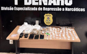 Jovem é preso com drogas, arma artesanal e rádios em casa usada como ponto de tráfico em Palmas