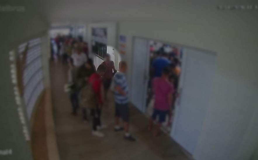 Homem que atirou em vítima por tentar furar fila de Restaurante Comunitário em Palmas é indiciado; tiro atingiu carro de terceiros