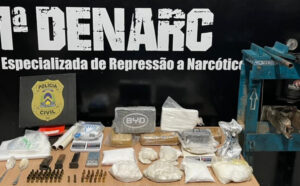 Após perseguição, polícia prende suspeito e desmonta laboratório de cocaína com estrutura industrial em Palmas