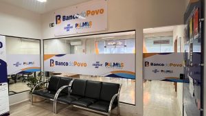 Prefeitura reativa Banco do Povo em Palmas e assina primeiros contratos de microcrédito para empreendedores