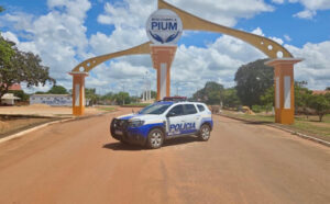 Homem é preso suspeito de destruir sede de fazenda com trator e ameaçar companheira de morte no interior do TO