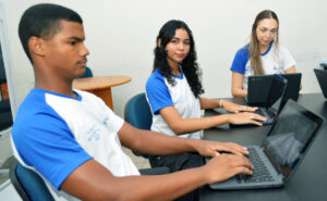 Estudantes têm até esta quinta-feira, 30, para solicitar isenção da taxa do Enem 2026