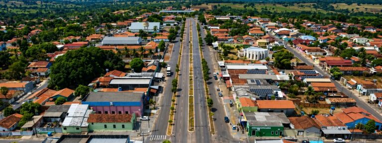 MP aciona prefeito, secretário e veterinário por suspeita de receber salário sem trabalhar em Pequizeiro
