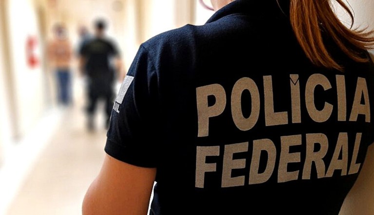 PF faz buscas em Araguaína contra grupo suspeito de coagir servidores e comprar votos nas eleições de 2024