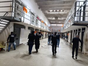 Operação prende 13 suspeitos ligados ao PCC e atinge esquema de lavagem de R$ 1 milhão em cinco cidades do TO