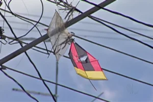 Pipas na rede elétrica provocam ocorrências e afetam mais de 30 mil imóveis no TO; Energisa alerta para riscos