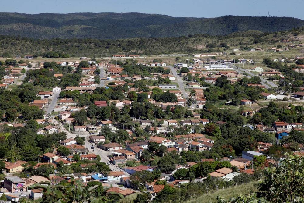 Com salários de até R$ 4,8 mil, Prefeitura de Arraias abre inscrições para concurso com 35 vagas imediatas
