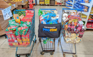 Procon retira mais de 17 mil produtos vencidos e irregulares de supermercados em 35 cidades do TO