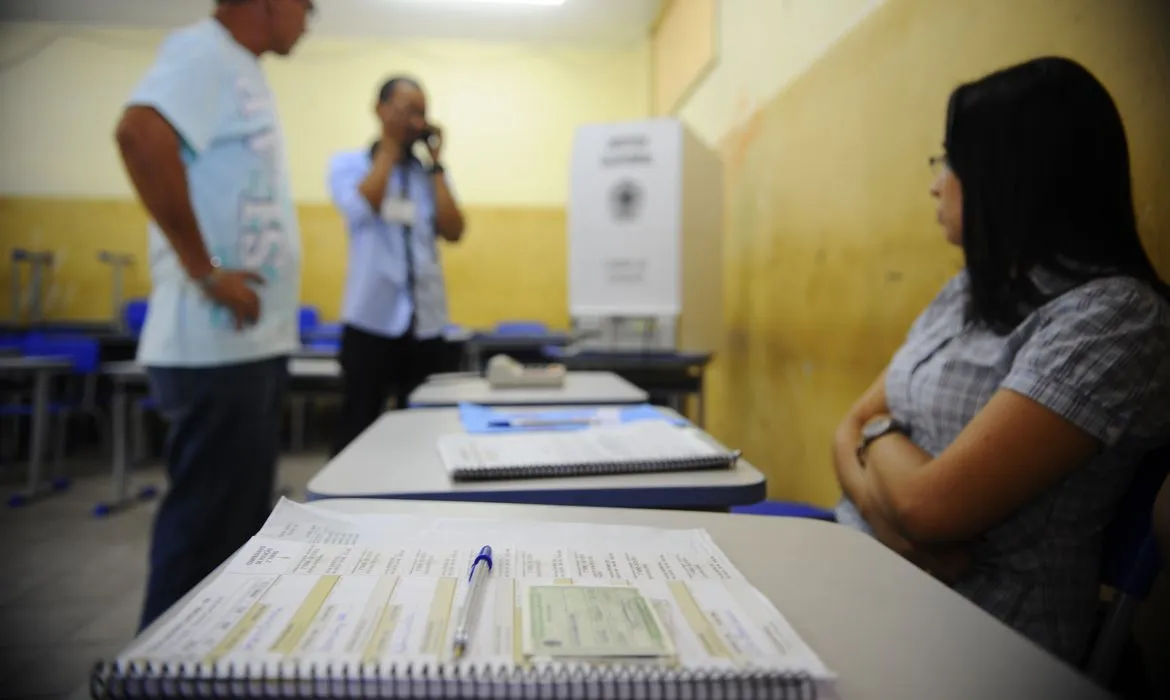 JusTocantins | O seu canal diário de Notícias Inscrição para mesário não garante convocação; Justiça Eleitoral orienta eleitores no TO