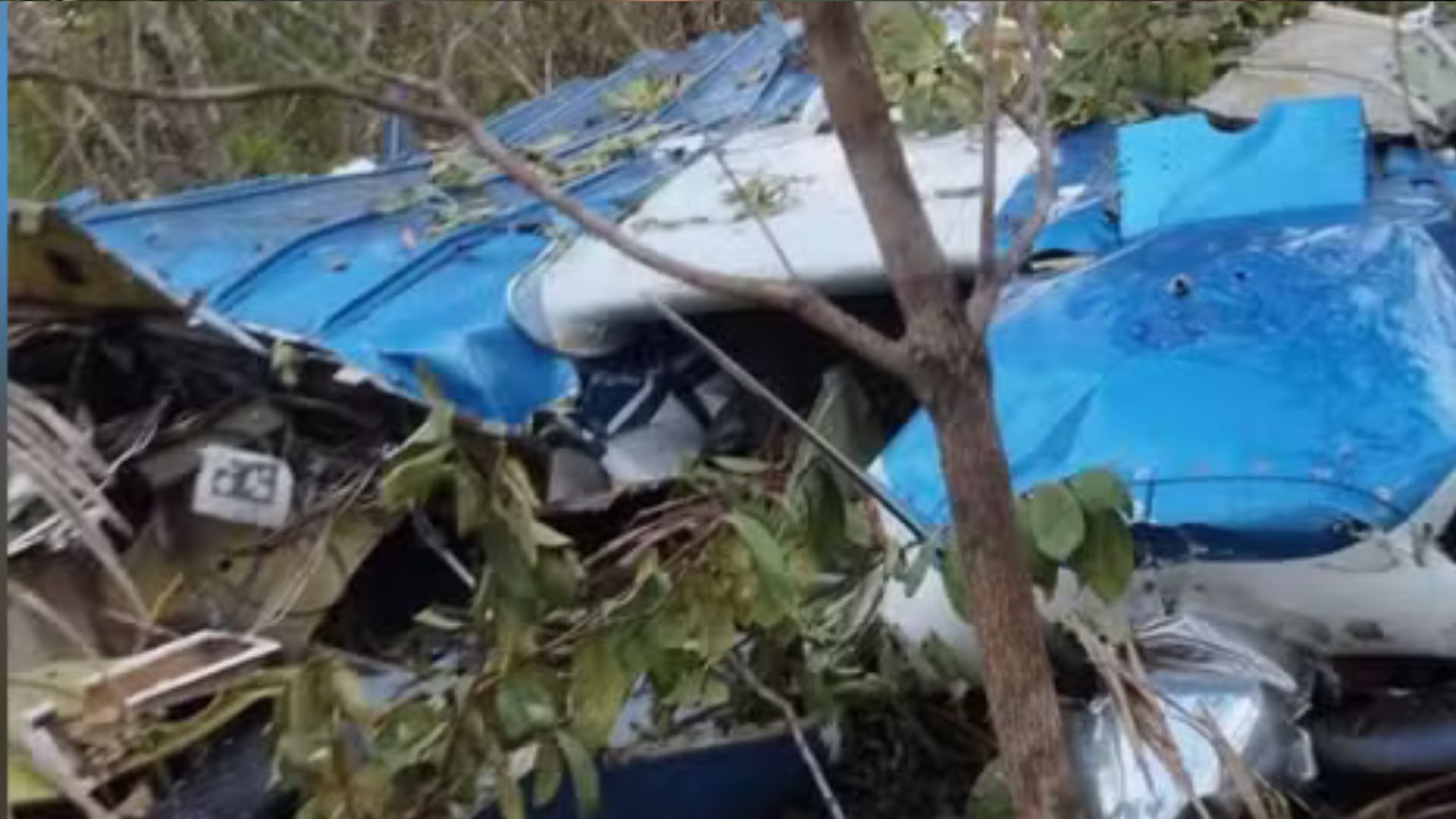 Avião bimotor cai em área rural de Divinópolis do TO e mobiliza equipes de resgate