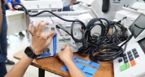 Justiça Eleitoral inicia testes e lacração das urnas eletrônicas para o 2º turno no Tocantins