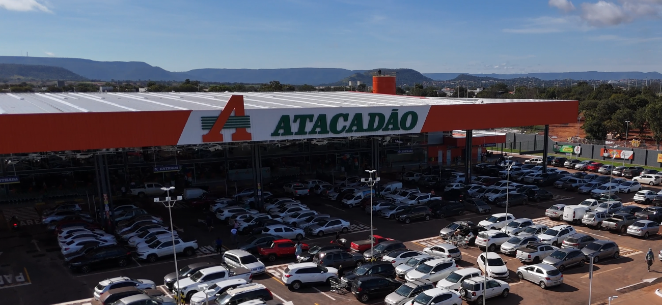 JusTocantins | O seu canal diário de Notícias Produtos vencidos, ventilação inadequada e extintores bloqueados; Justiça dá 15 dias para Atacadão corrigir irregularidades no TO