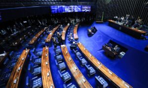 Senado inicia discussão e pode votar fim da escala 6x1 na próxima semana; veja como será o rito